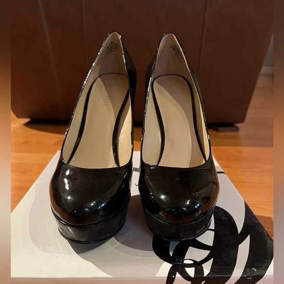 Nine West Platform Heels - Picture 2 of 5